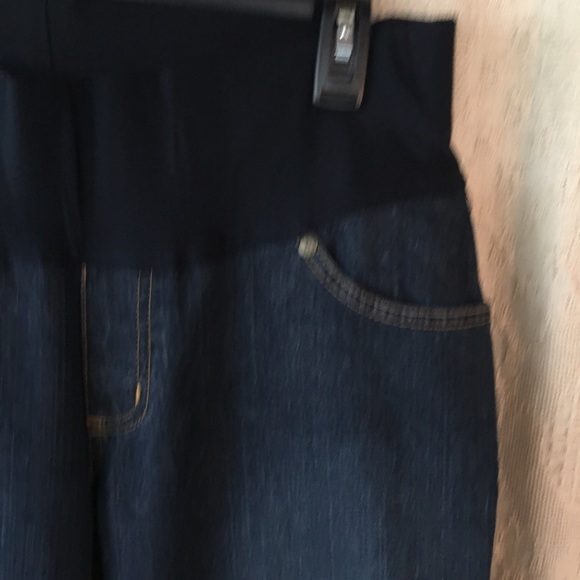 New Liz Lange Women’s Maternity Jeans Sz 4 - Picture 2 of 8